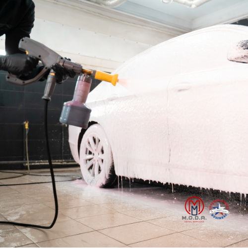 Lavado y detallado profesional de autos (sedán/cupé)