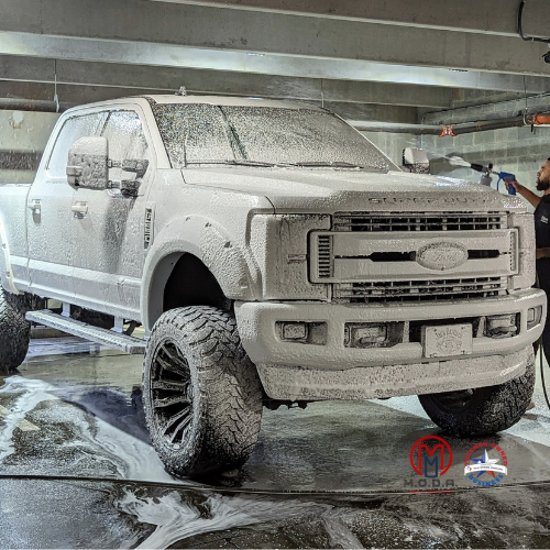 Lifted Truck & SUV Wash and Detailing